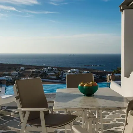 Paros Sleeps 4 Pool Air Con Wifi * Parikia (Paros)