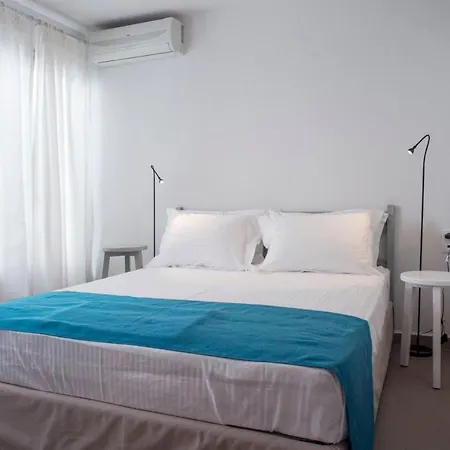 Villa Paros Sleeps 4 Pool Air Con Wifi